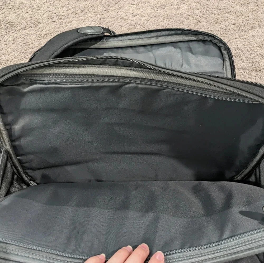 Briggs Riley Black Nylon Briefcase Laptop Bag Business‎ Travel Messenger